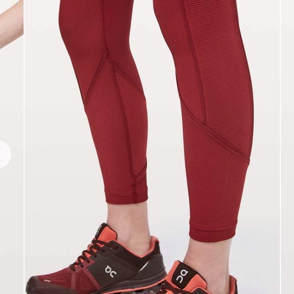 Lululemon Daily Lineup 7/8 Tight - Picture 5 of 5